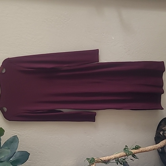 WHBM FORME Ribbed Long Sleeve cutout dress Wine size L - Picture 6 of 7